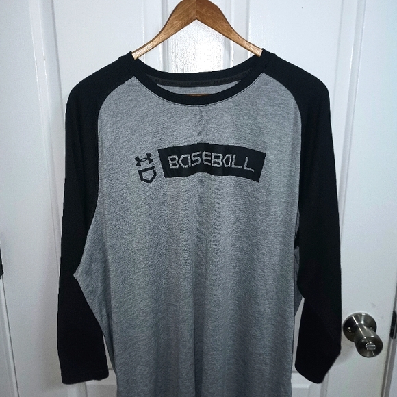 Under Armour Baseball Long Sleeve Men Size XL - Picture 2 of 6